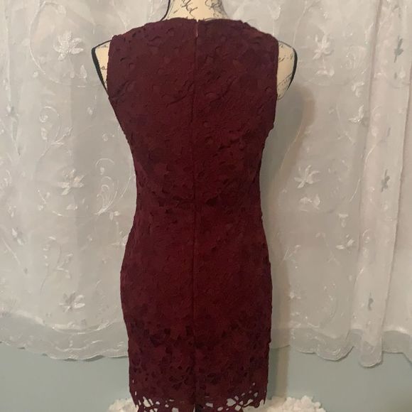 Forever 21 | Burgundy Lace Dress | size small - Picture 5 of 5